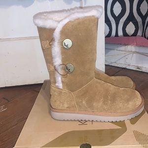 Koolaburra by Ugg boots